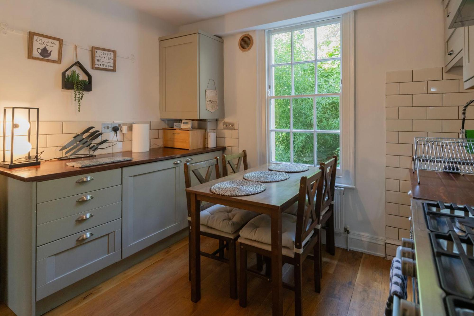Ferienwohnung Gorgeous 2Bed House In New Road London Exterior foto