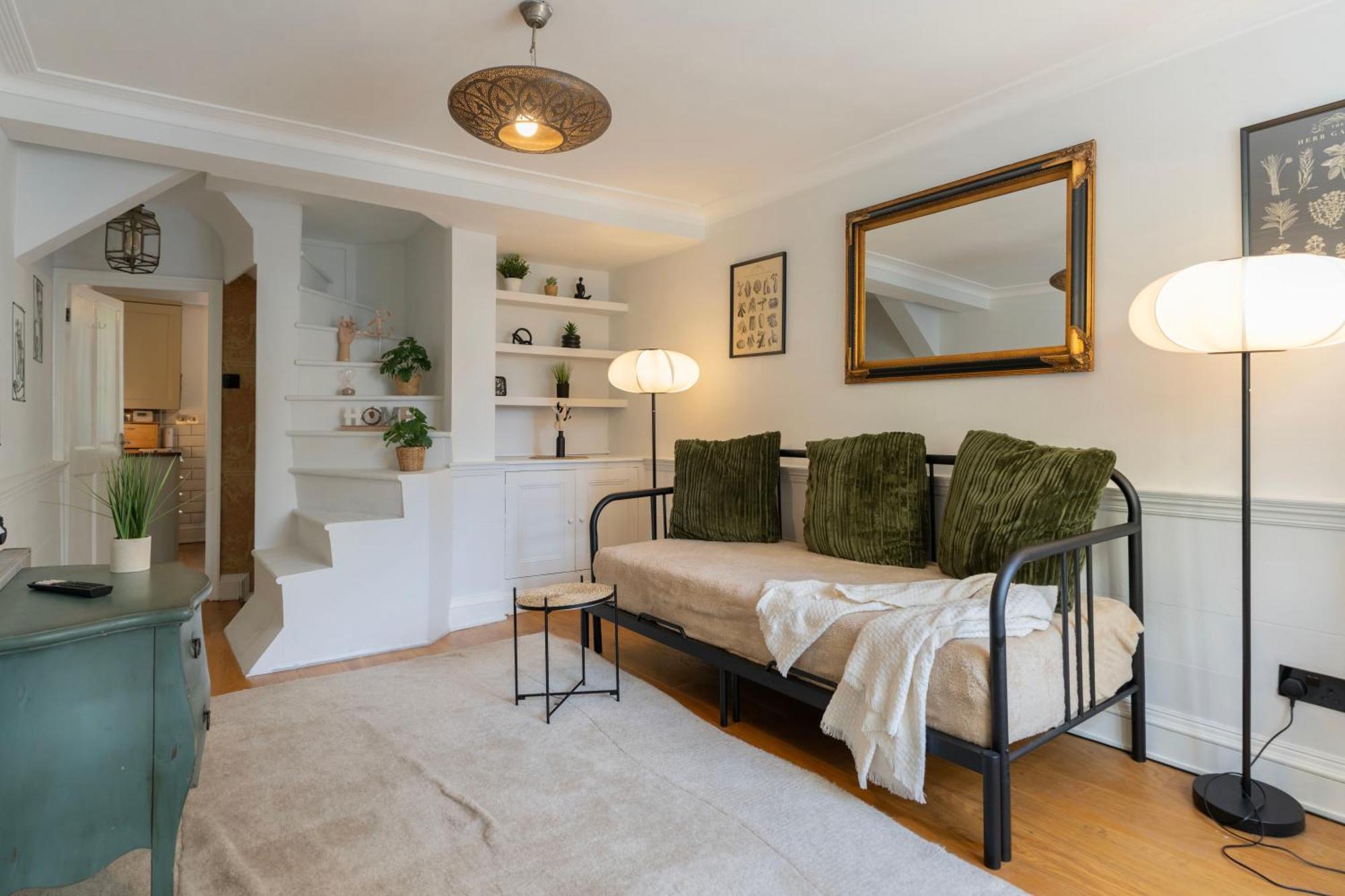 Ferienwohnung Gorgeous 2Bed House In New Road London Exterior foto